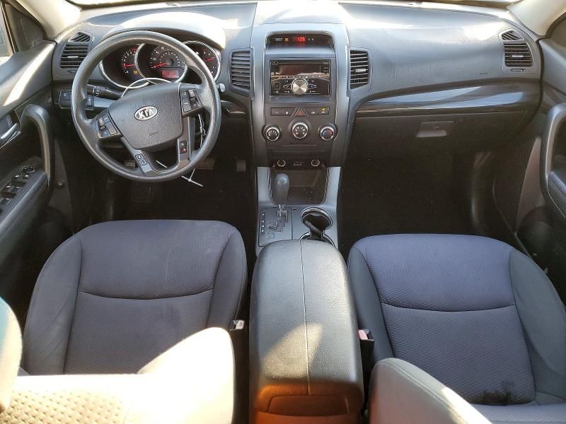 2011 KIA Sorento lx