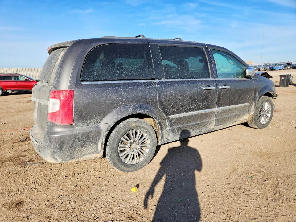 2015 Chrysler Town & Country Touring l