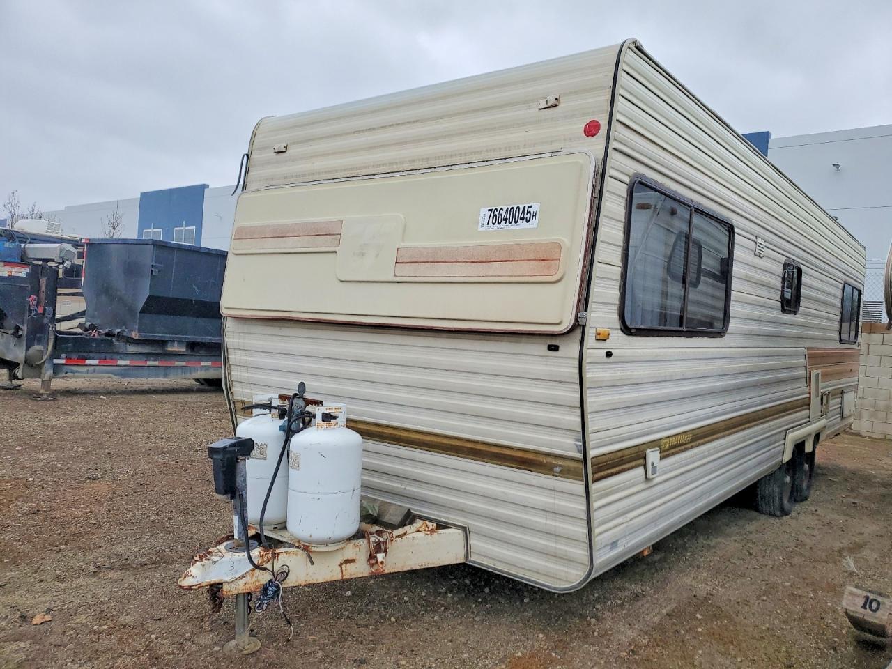 2000 Travel Trailer 2000 Camper