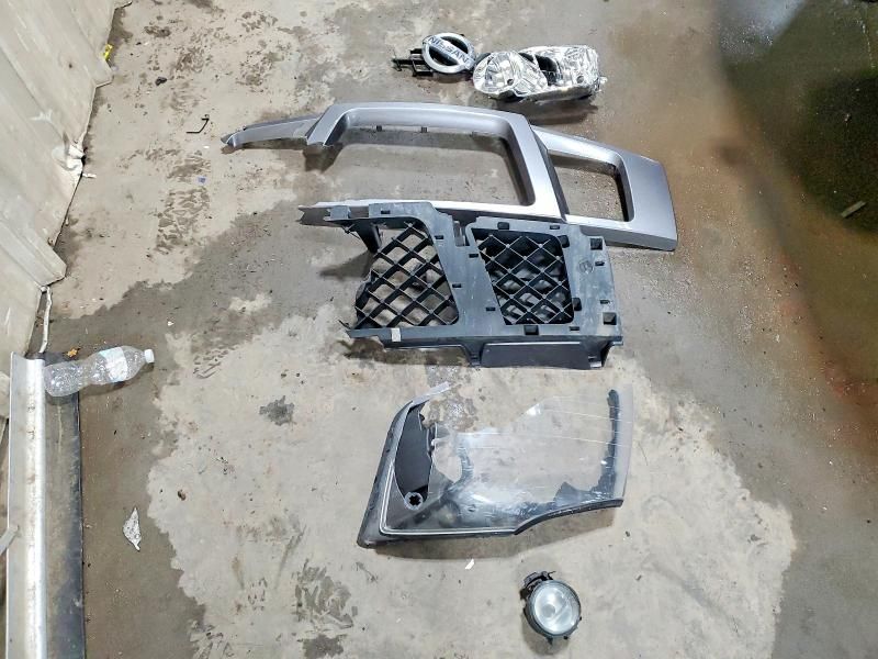 2015 Nissan Armada sv