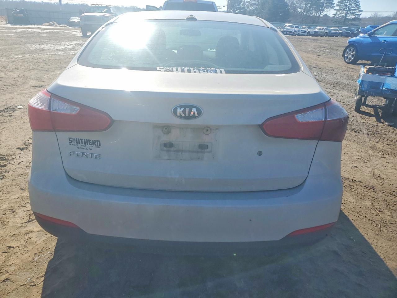 2015 KIA Forte lx
