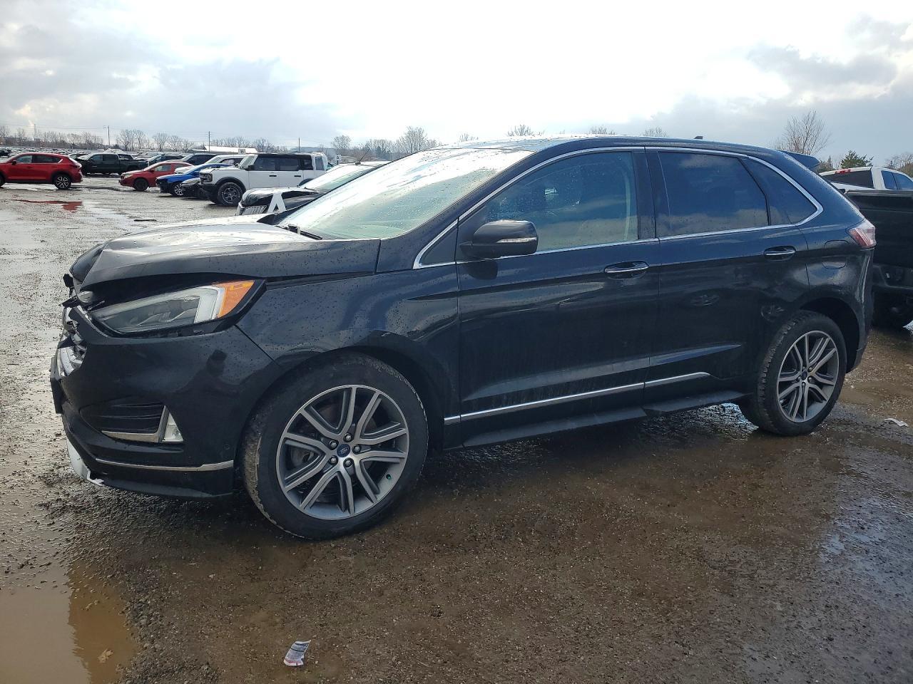 2019 Ford Edge Titanium