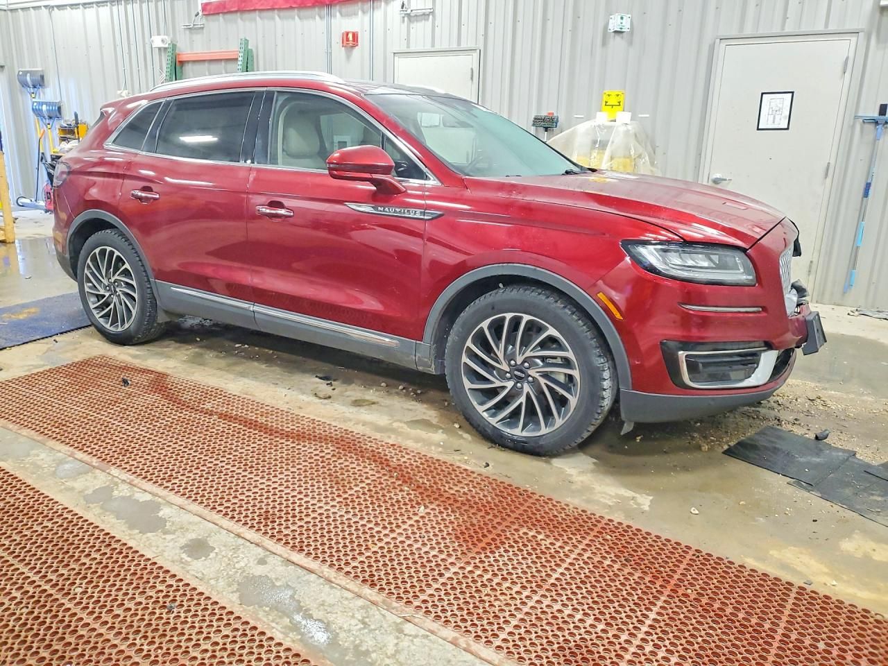2019 Lincoln Nautilus Reserve