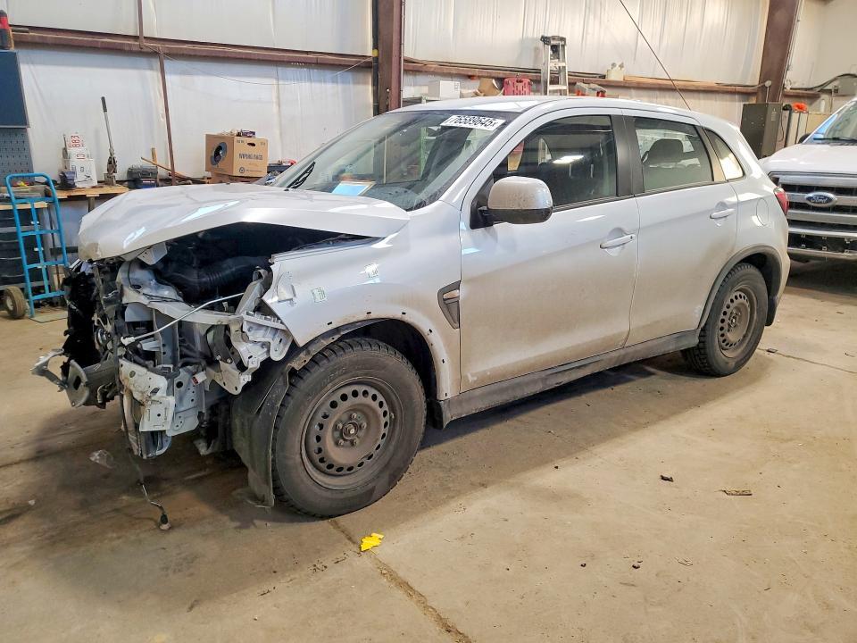 2025 Mitsubishi Rvr es