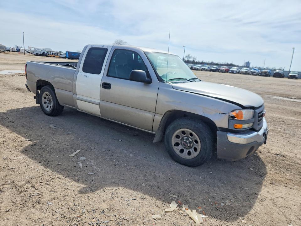 2005 GMC New Sierra C1500