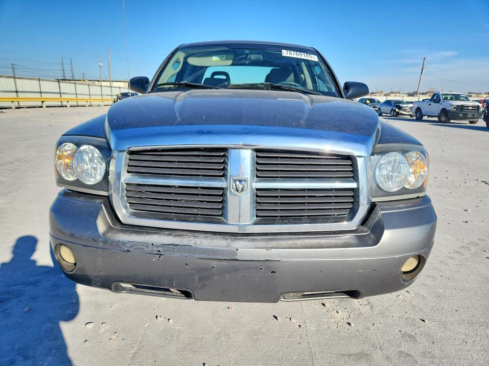 2006 Dodge Dakota Quad slt