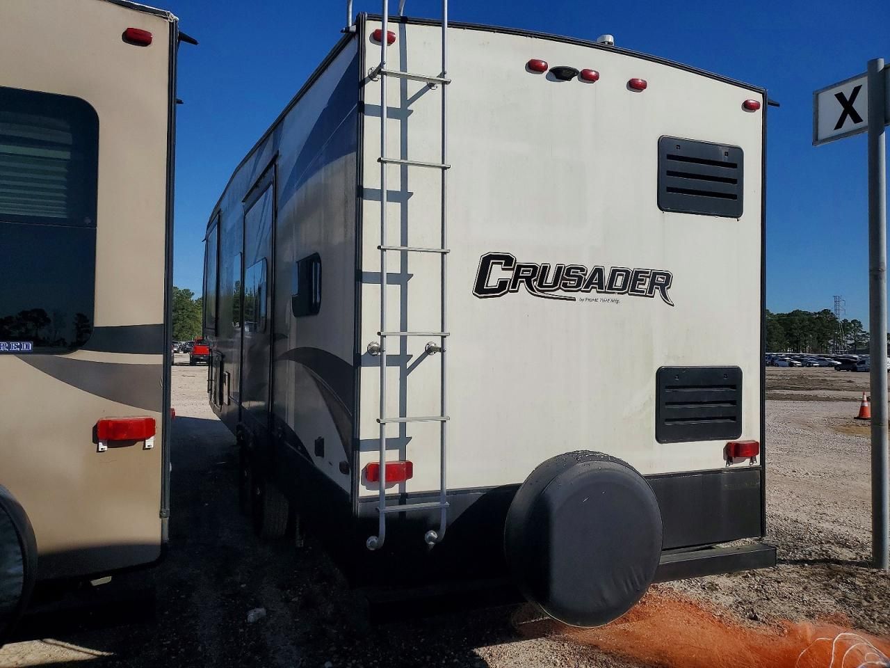 2019 Cruiser Rv 5THWHEEL