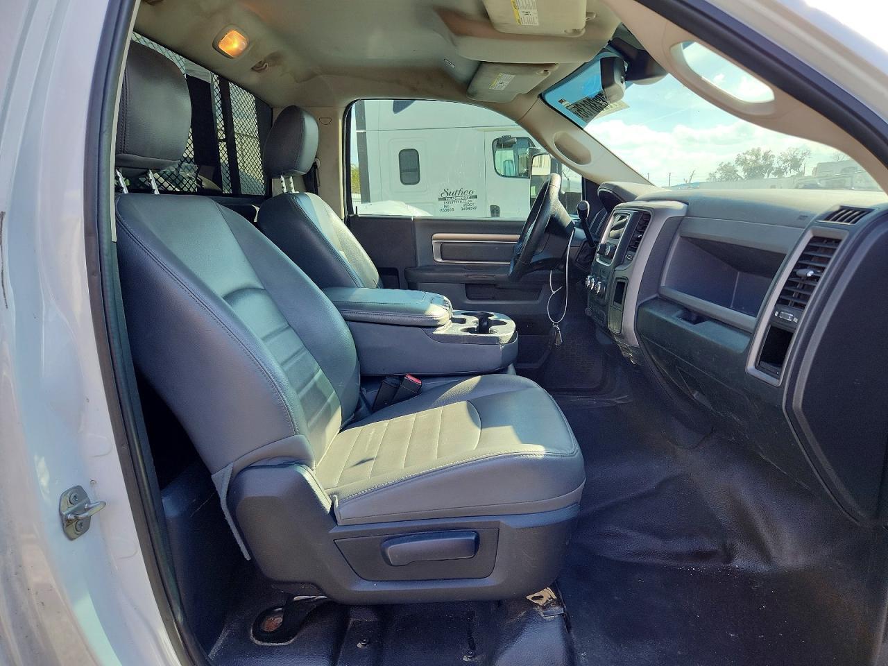 2017 Dodge RAM 5500 Flatbed Truck