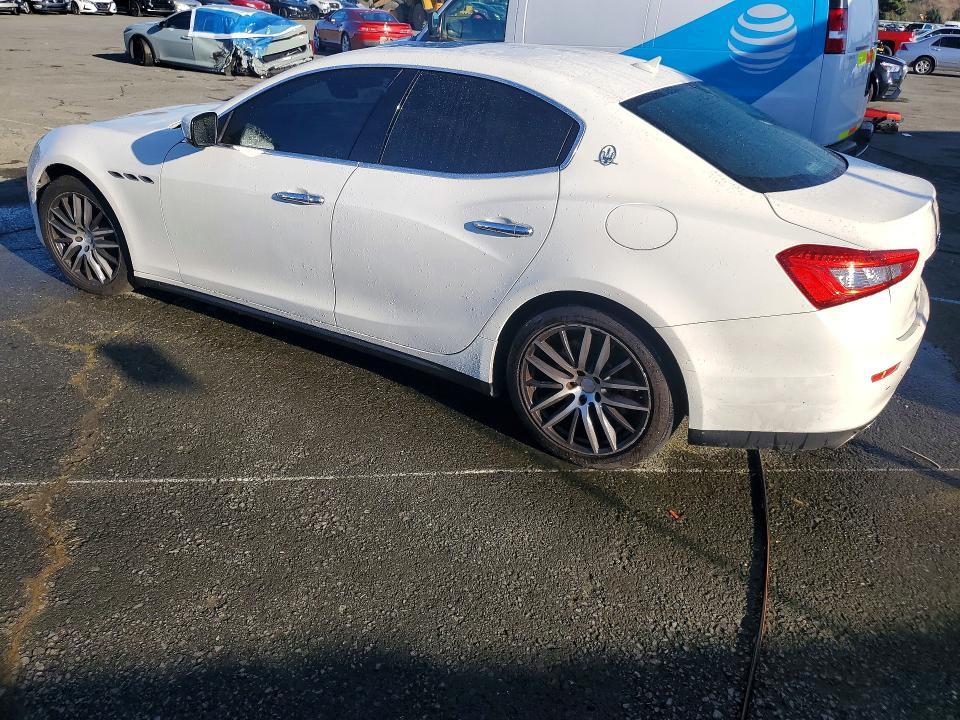2015 Maserati Ghibli