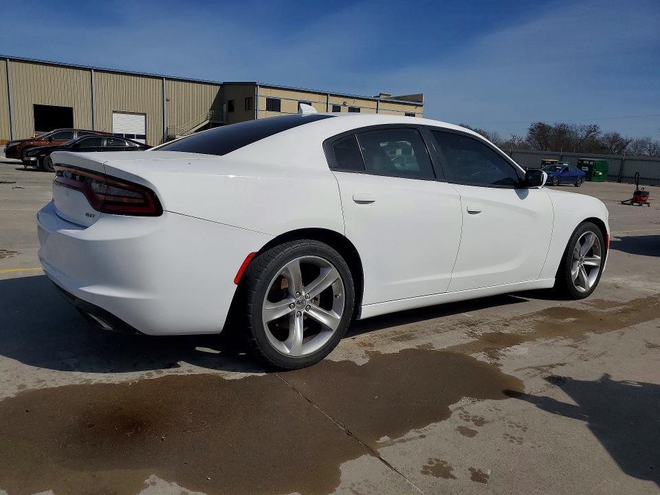 2016 Dodge Charger sxt