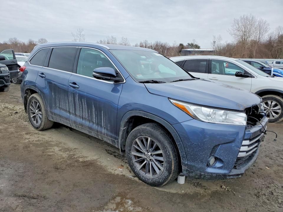 2019 Toyota Highlander xle