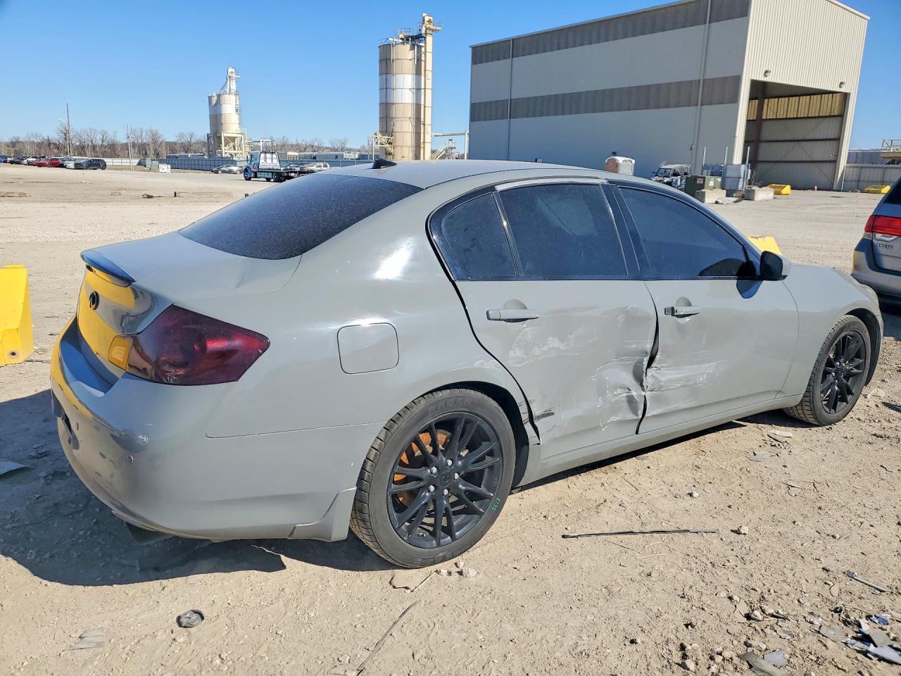 2011 Infiniti G37 Base