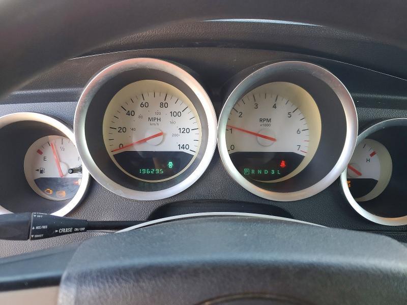 2005 Dodge Magnum sxt