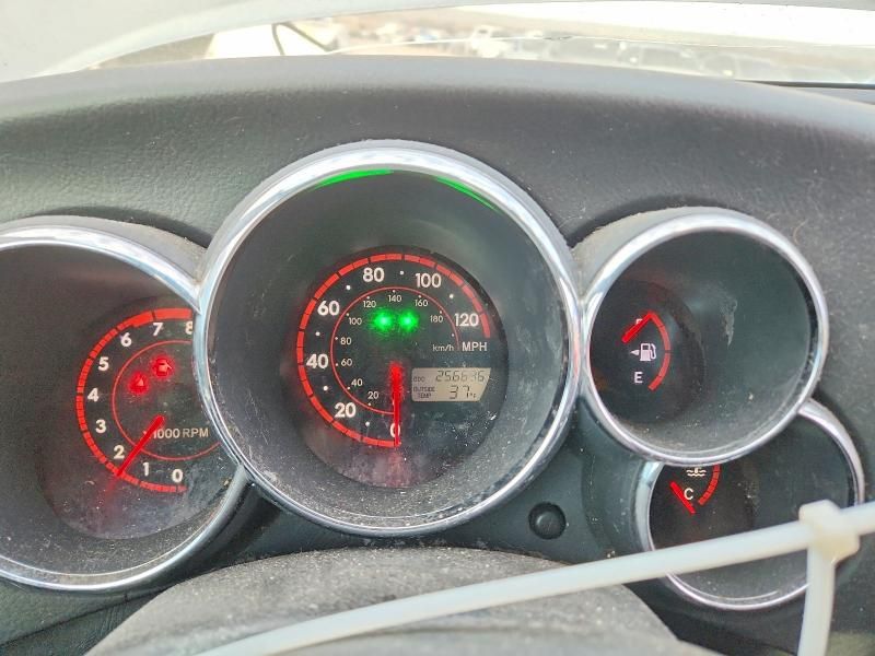 2005 Toyota Corolla Matrix Base