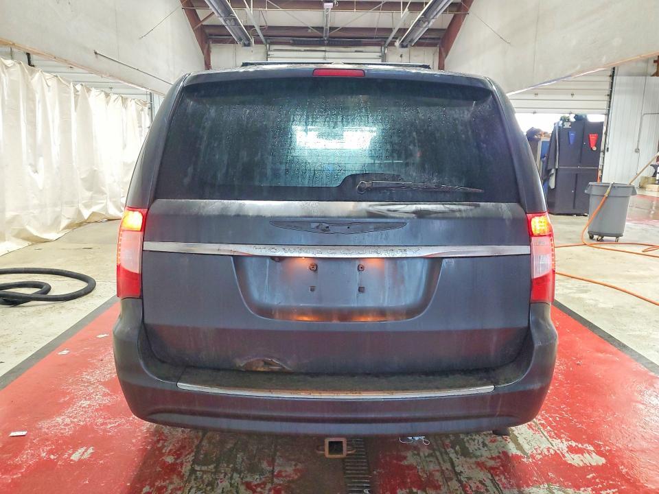2012 Chrysler Town & Country Touring