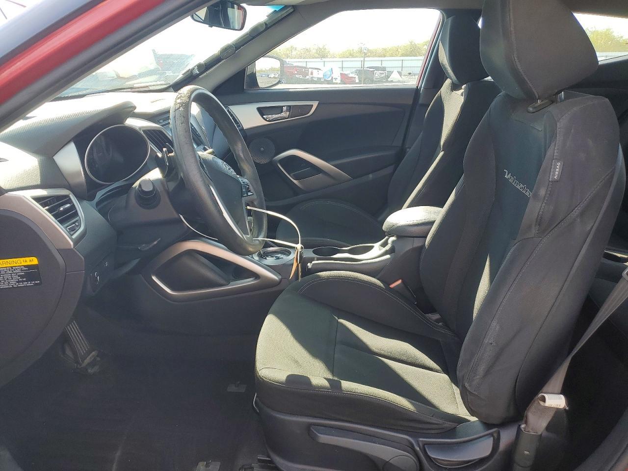 2016 Hyundai Veloster Base