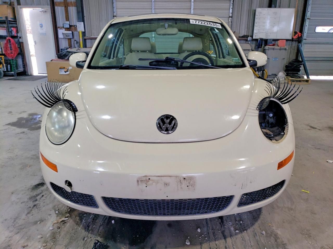 2008 Volkswagen New Beetle s