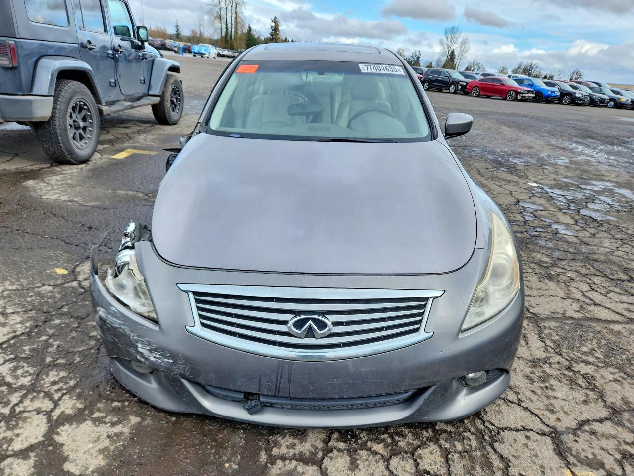 2013 Infinity G37 Base