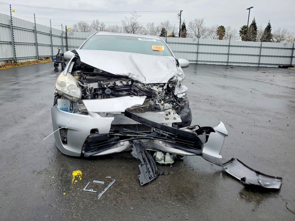 2015 Toyota Prius two