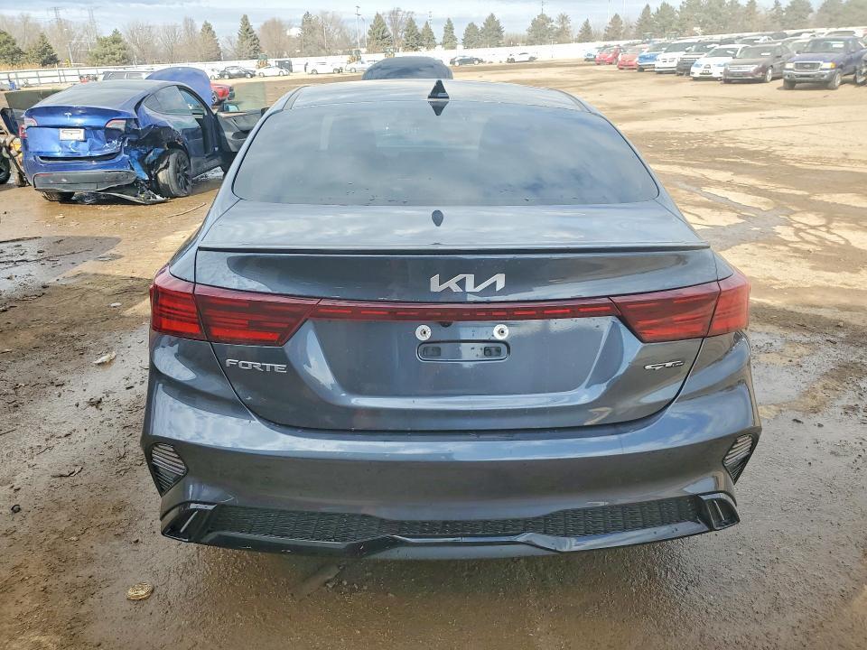 2023 KIA Forte Gt-line