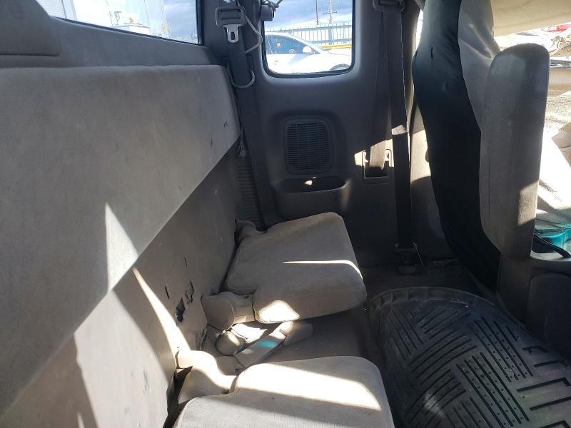2003 Toyota Tacoma Base