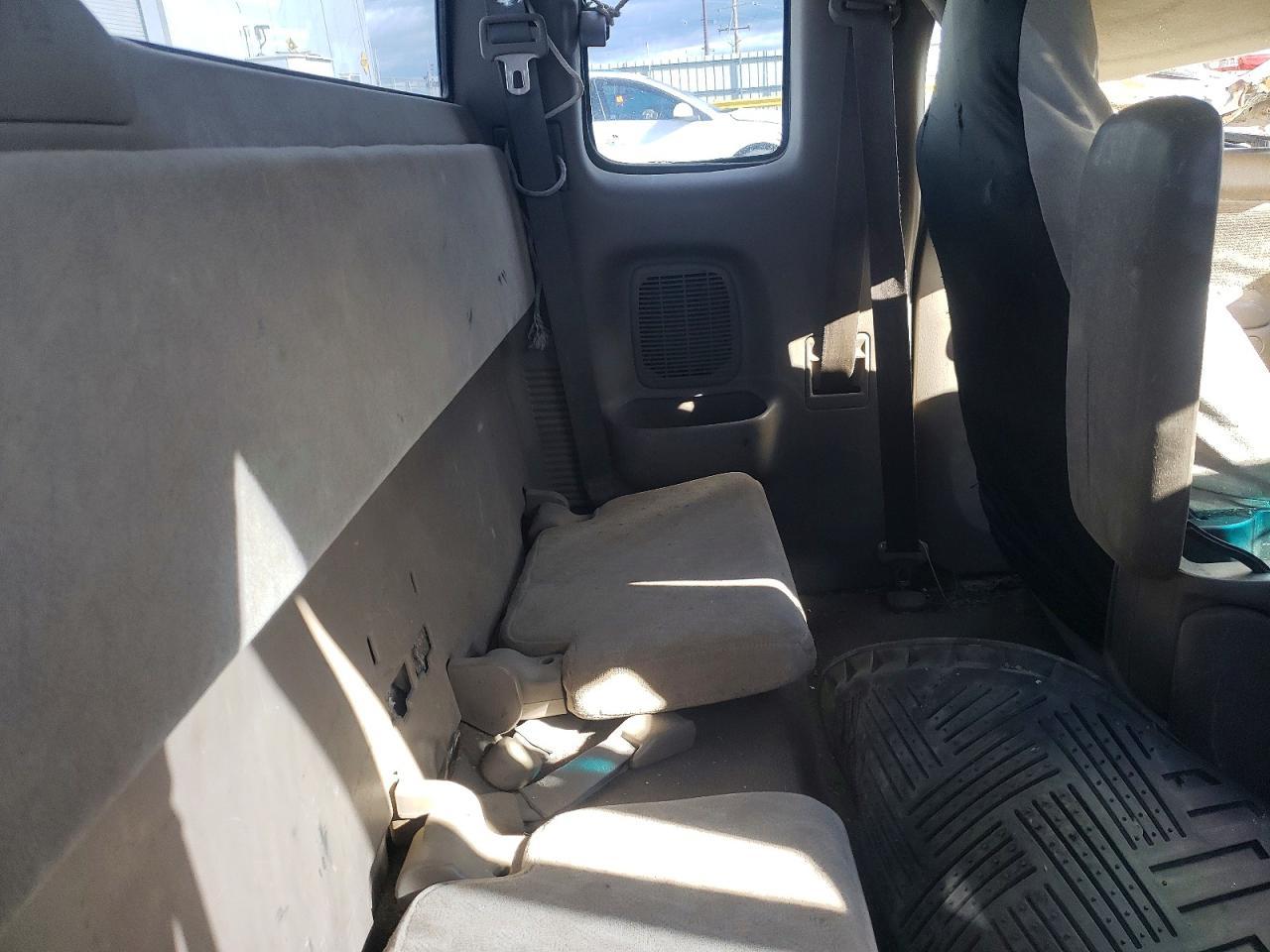 2003 Toyota Tacoma Base