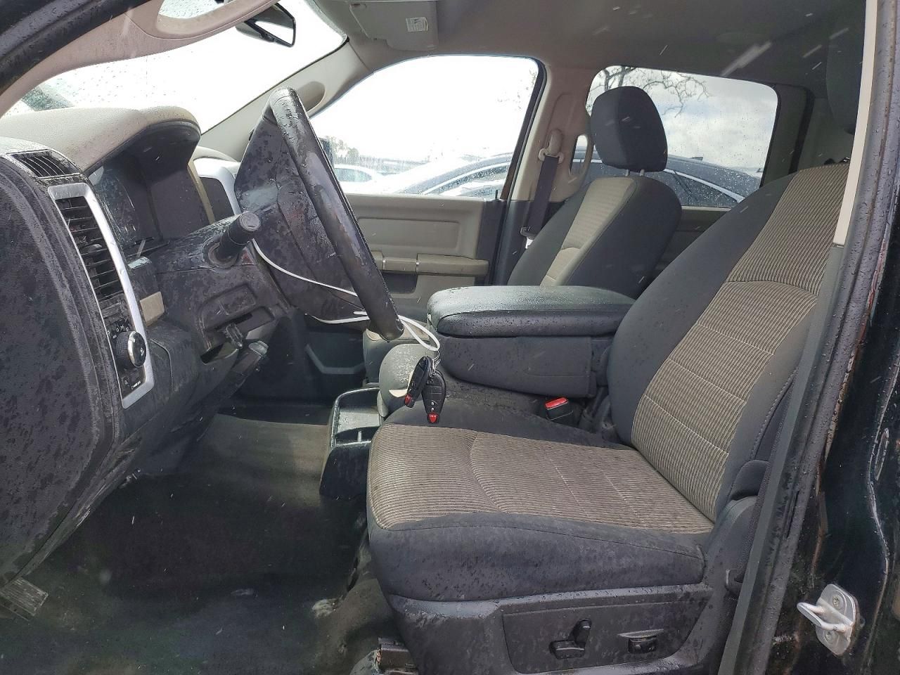 2012 Dodge Ram 1500 slt