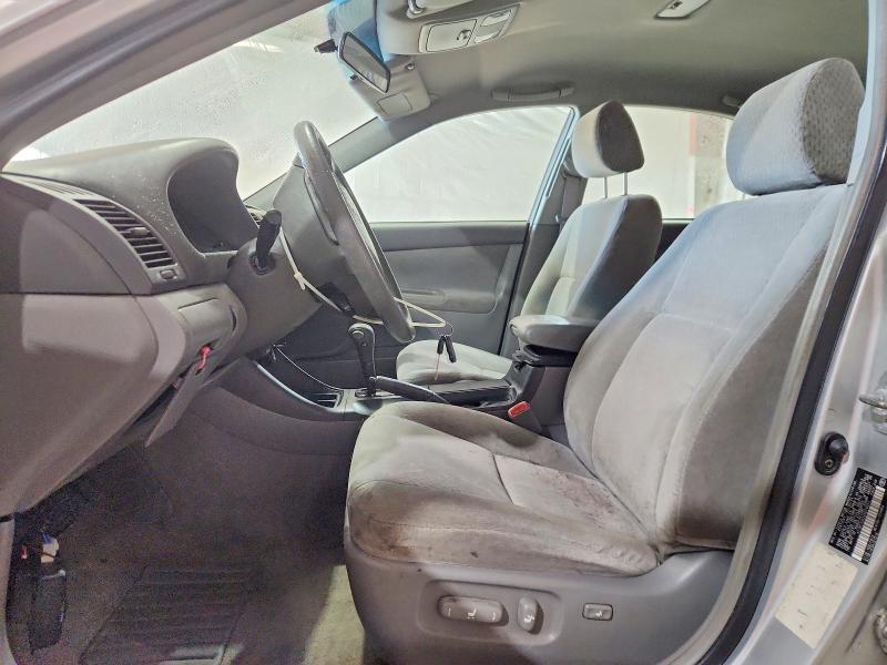 2004 Toyota Camry le V6