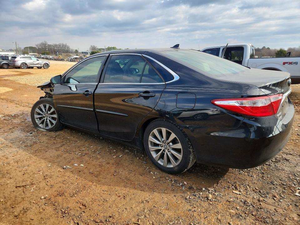2015 Toyota Camry Hybrid