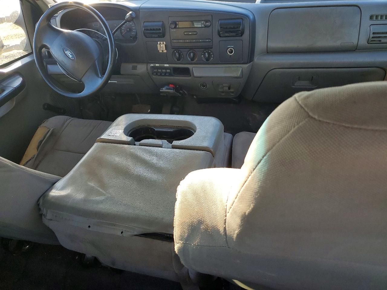 2006 Ford F450 Super Duty Flatbed Truck