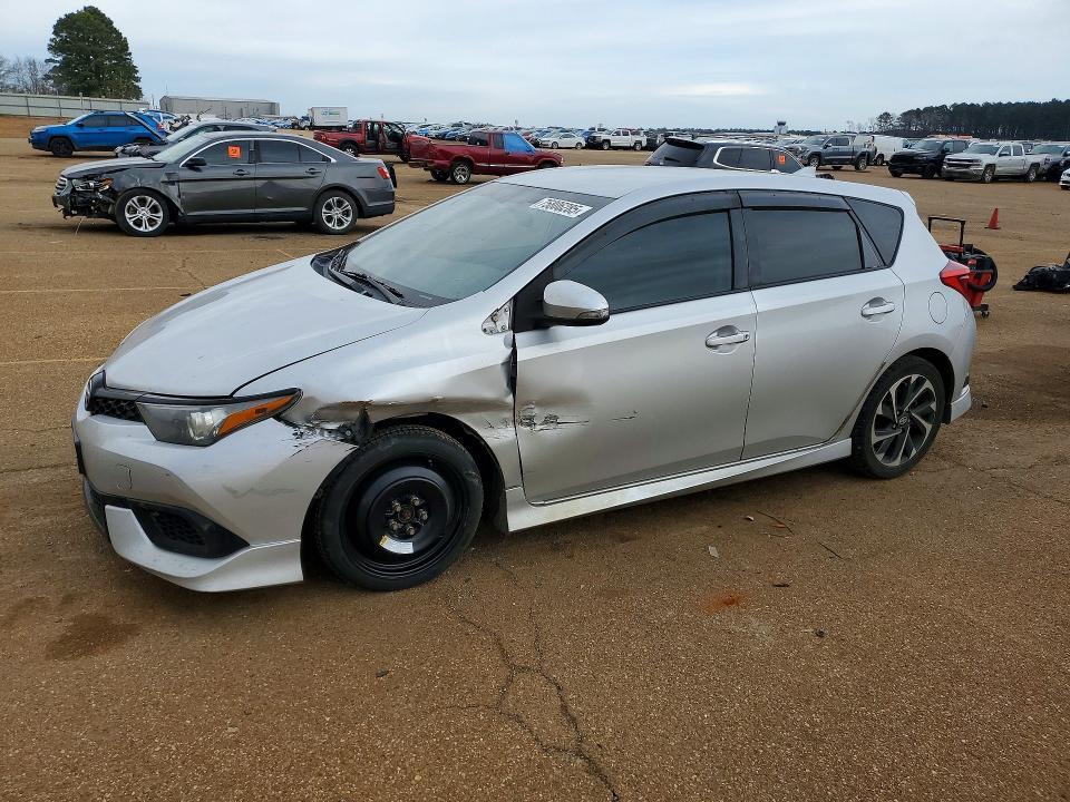 2016 Scion IM