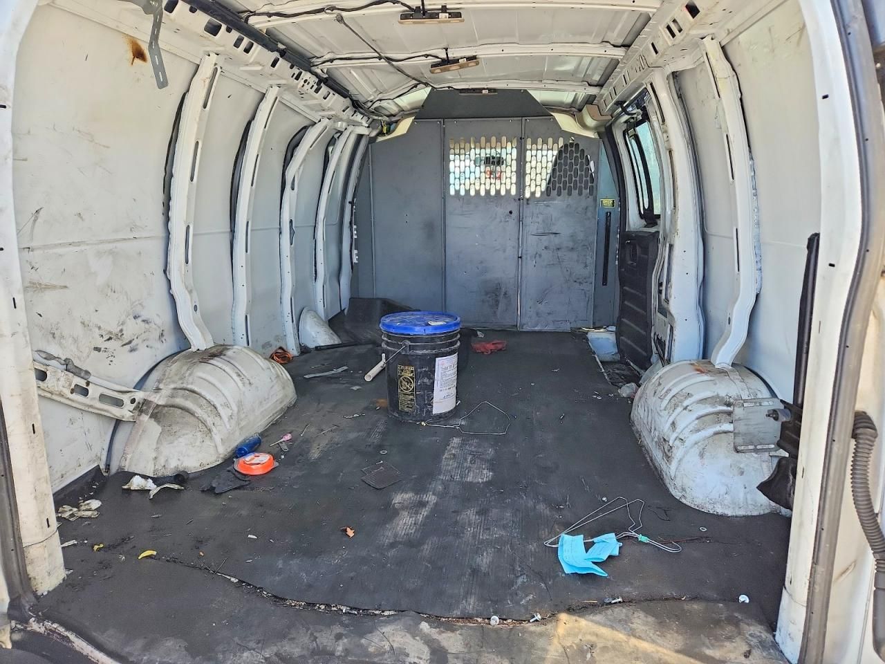 2017 Chevrolet 2017 GMC Express G2500 Delivery Van