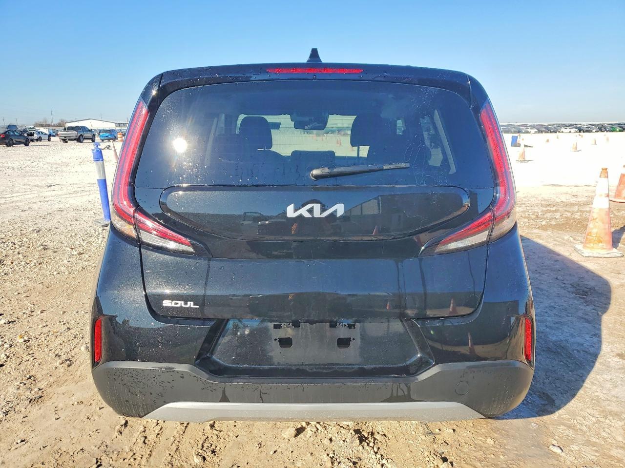 2025 KIA Soul lx