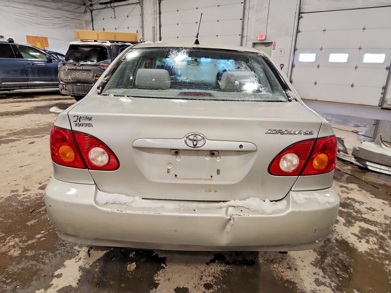 2004 Toyota Corolla ce