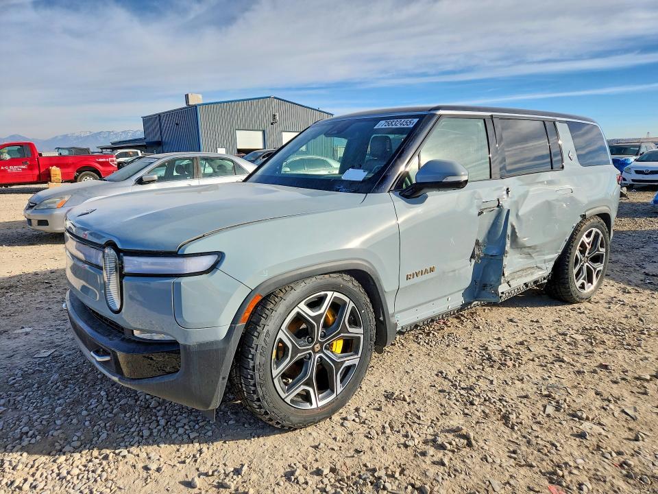 2022 Rivian R1S Launch Edition