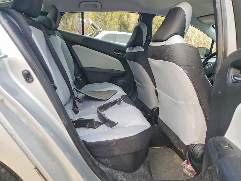 2016 Toyota Prius two eco