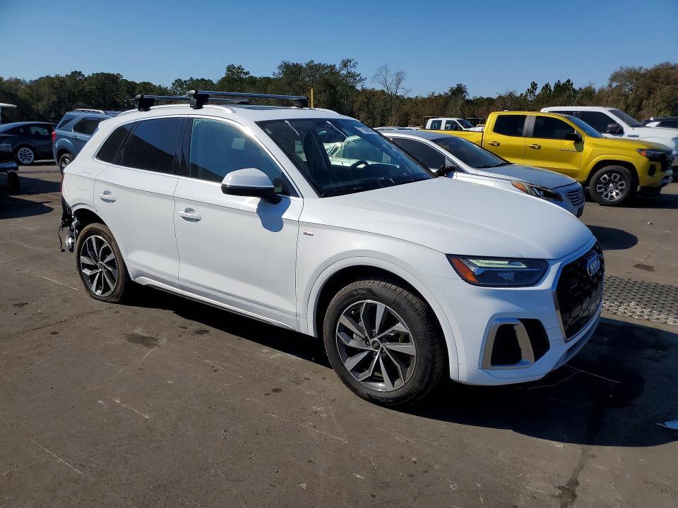 2024 Audi Q5 Premium 45