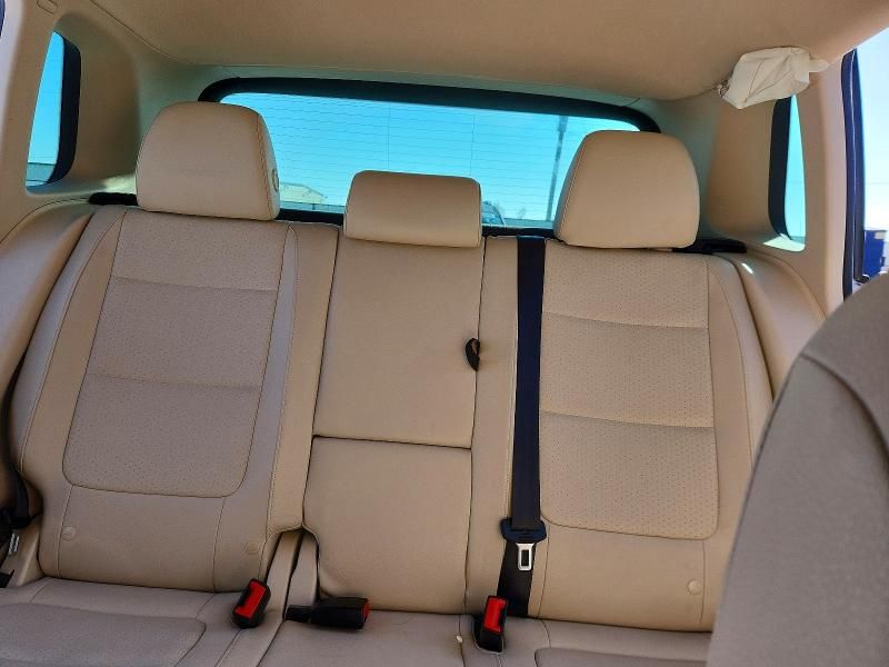 2012 Volkswagen Tiguan s