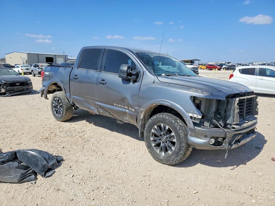2019 Nissan Titan Pro-4x