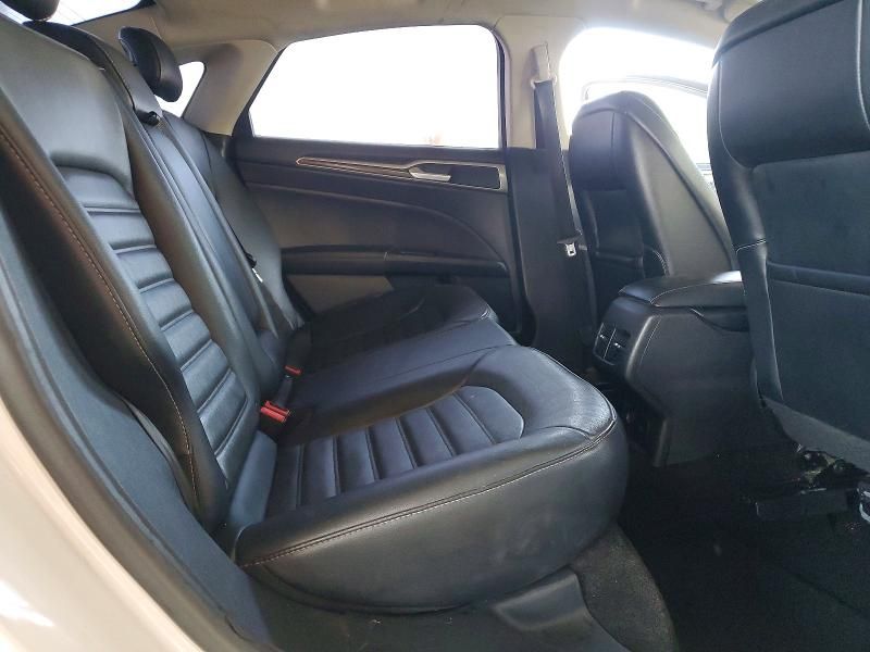 2017 Ford Fusion se Phev