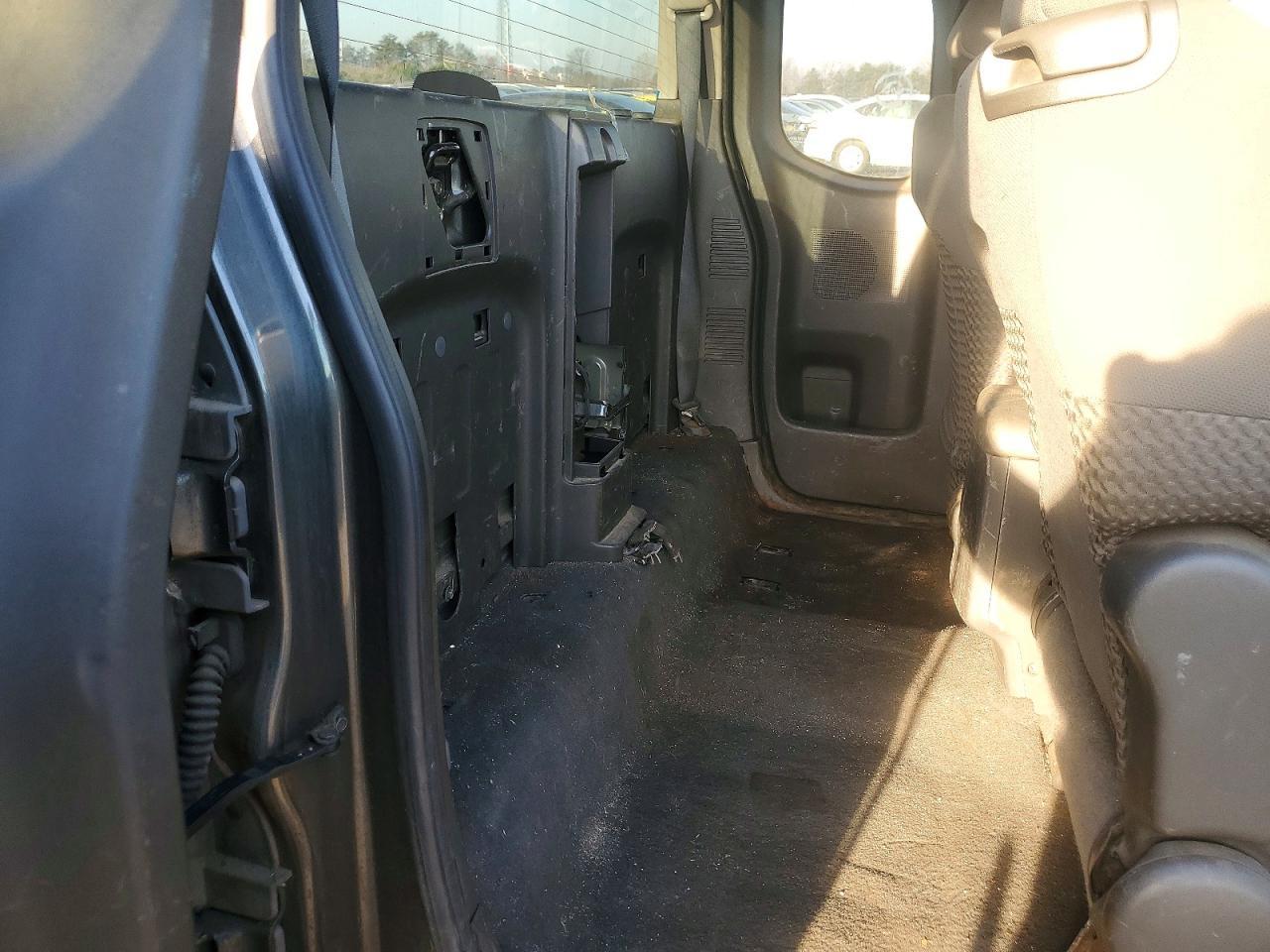 2008 Nissan Frontier SE V6