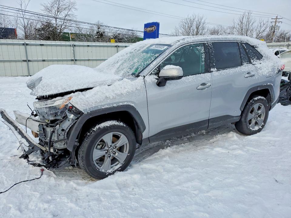 2024 Toyota Rav4 xle