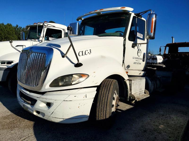 2015 International Prostar Semi Truck