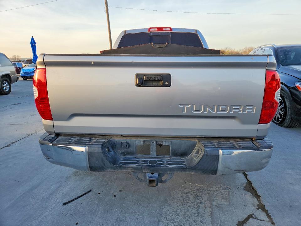 2014 Toyota Tundra SR5 5.7L V8 Double Cab