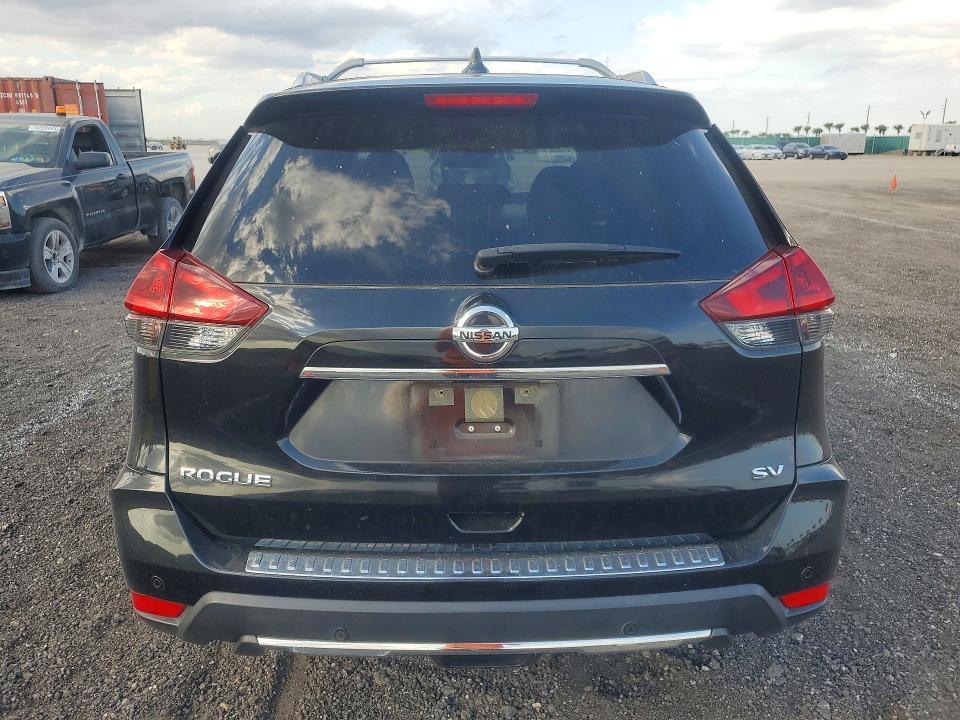 2019 Nissan Rogue sv