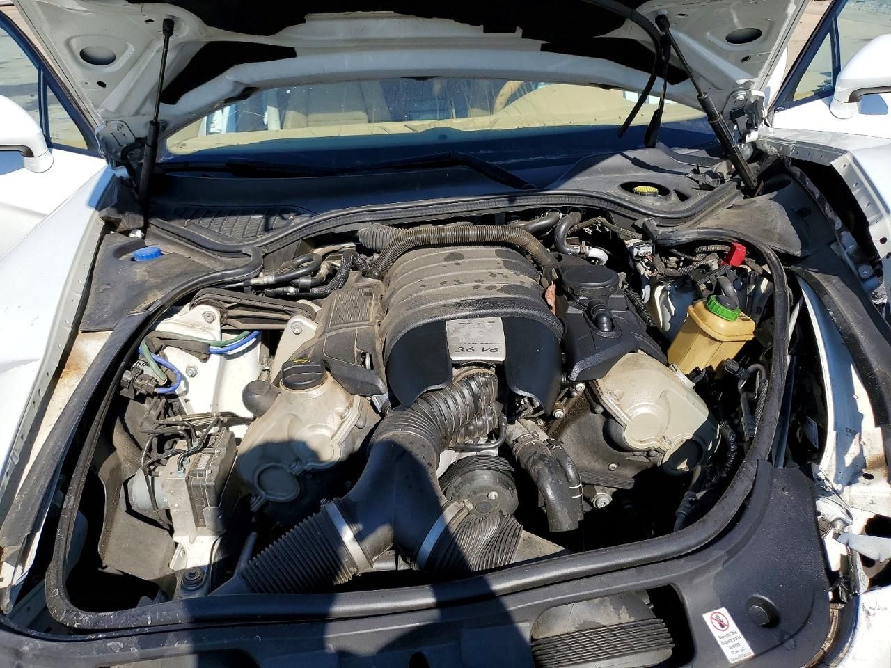 2016 Porsche Panamera 2