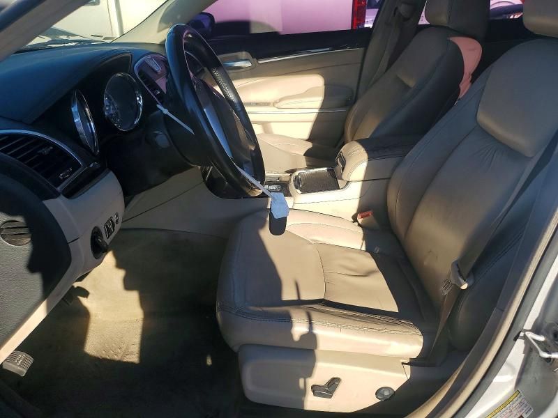 2011 Chrysler 300 Limited