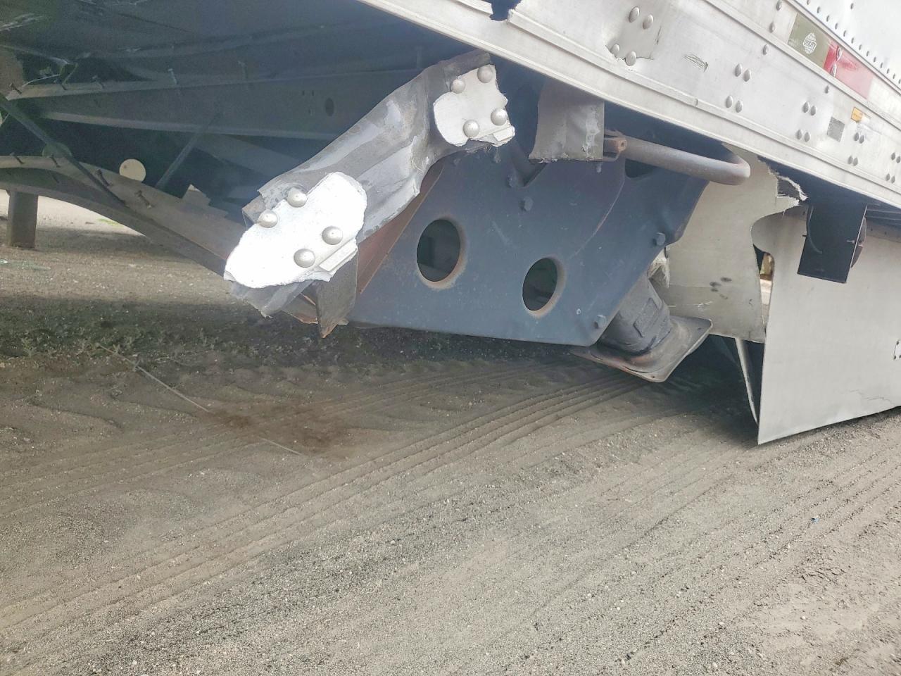 2015 Utility VS2RA Refrigerated Van Trailer