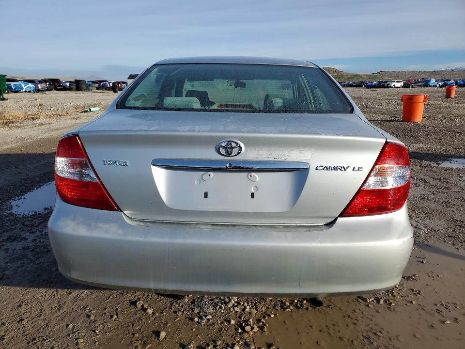 2002 Toyota Camry le