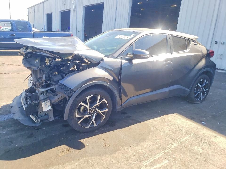 2018 Toyota C-hr xle